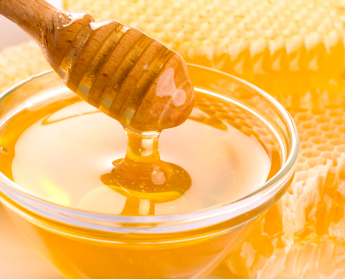 Fresh honey with honeycomb